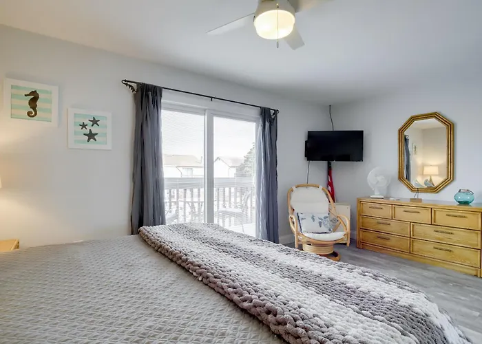 Harbor-view Balcony, Walk To Beach: Ocean Gem Ferienhaus